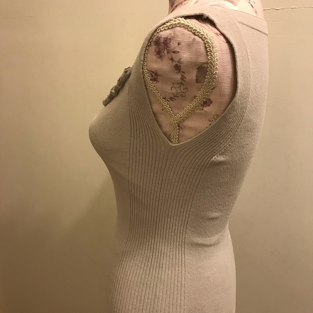 Top - Picture 4 of 5